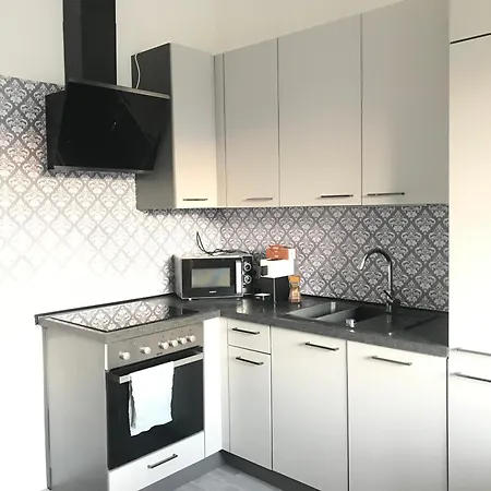 Apartman Hollabrunn-rest-relaxation-garden Contactless Check-in