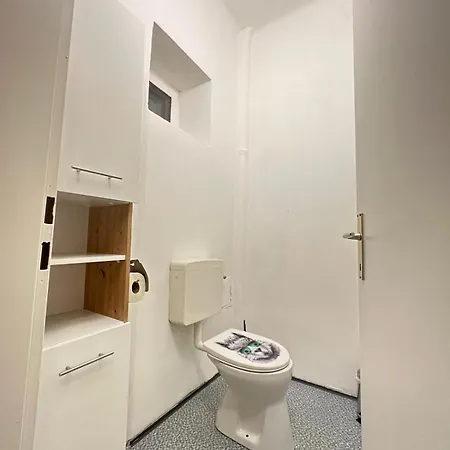 Hollabrunn-rest-relaxation-garden Contactless Check-in Apartman Hollabrunn