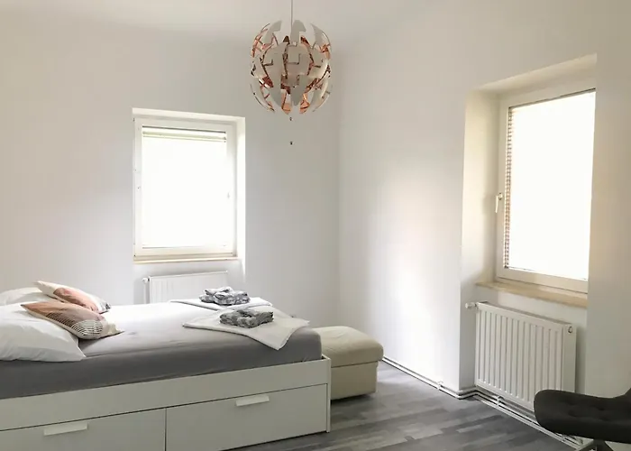 Hollabrunn-rest-relaxation-garden Contactless Check-in Apartman